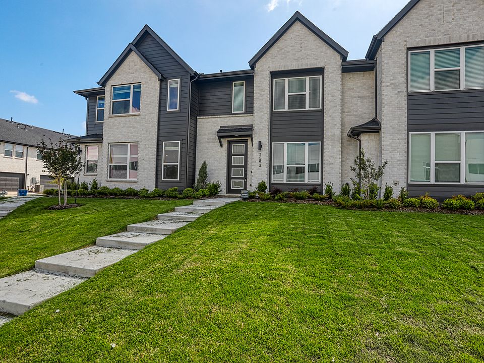 1st image of 2553 Huxley Mews