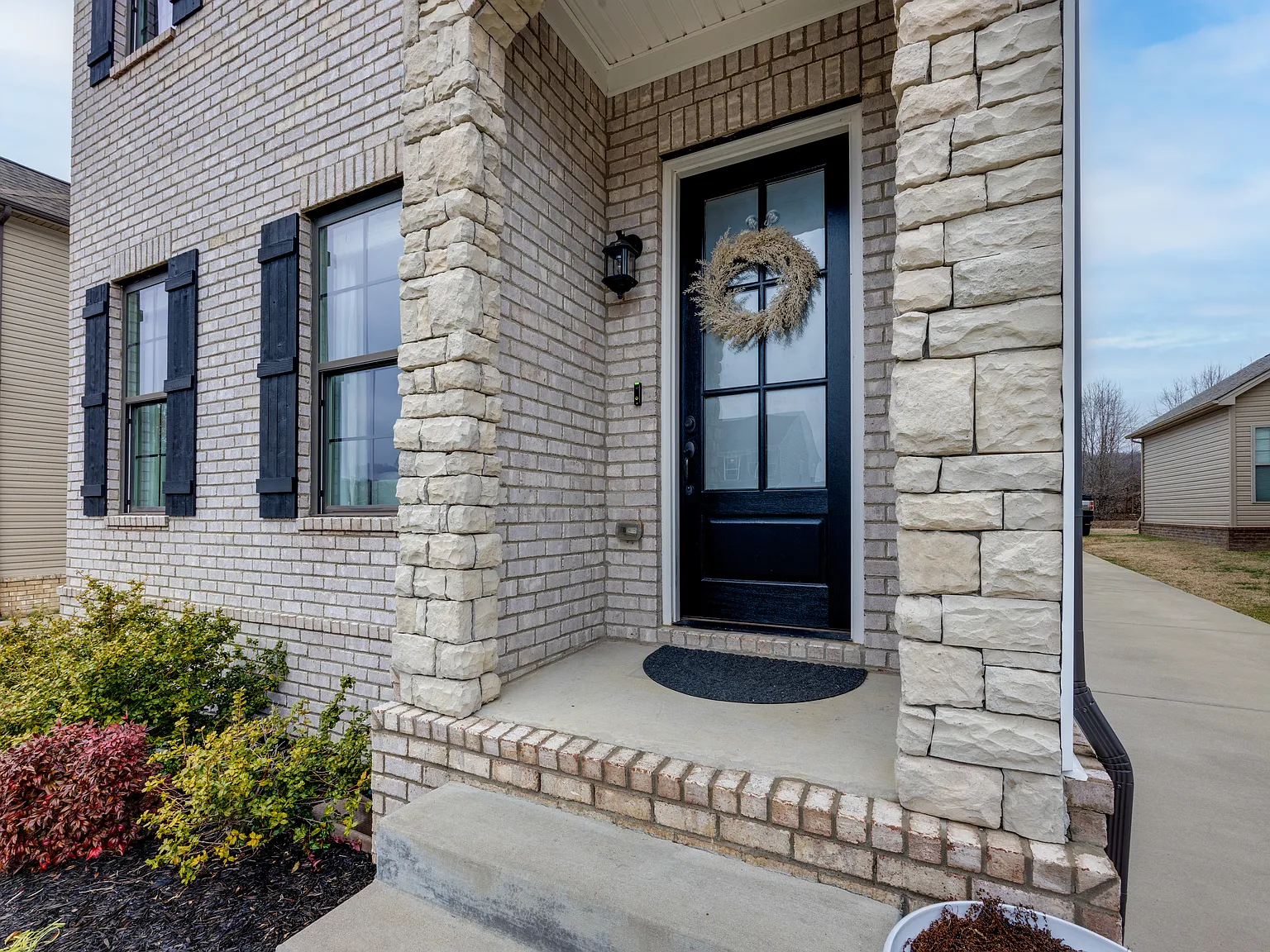 3 bed, 2.5 bath, 1959 sqft, $3,200 — Photo 4