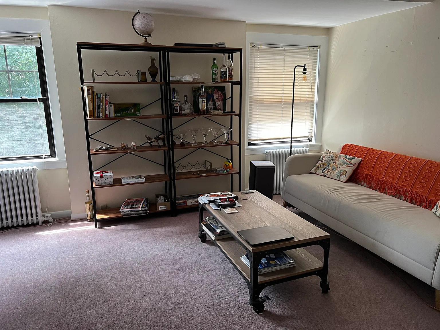 5614 Elgin St — Photo 1