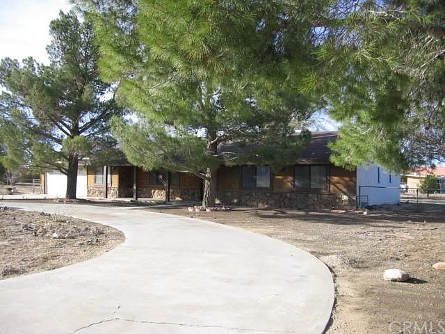 1st image of 15464 Eucalyptus St