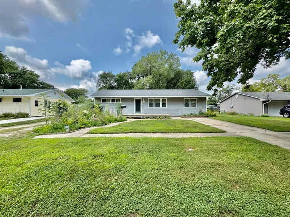 70 N Hillcrest Ave, Hobart, IN 46342