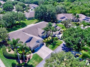 2404 Nantucket Glen Pl, Sun City Center, FL 33573