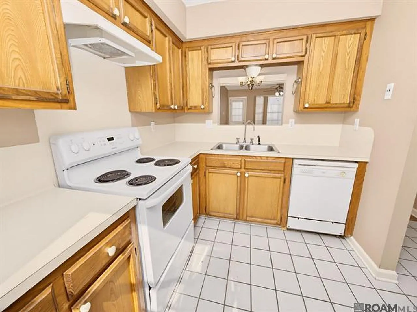 Two Bedroom Townhouse in Zachary — Photo 4