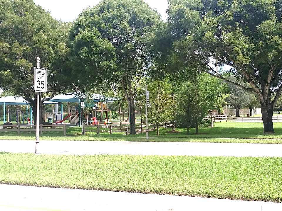 2nd image of 4166 NW 64th Ave