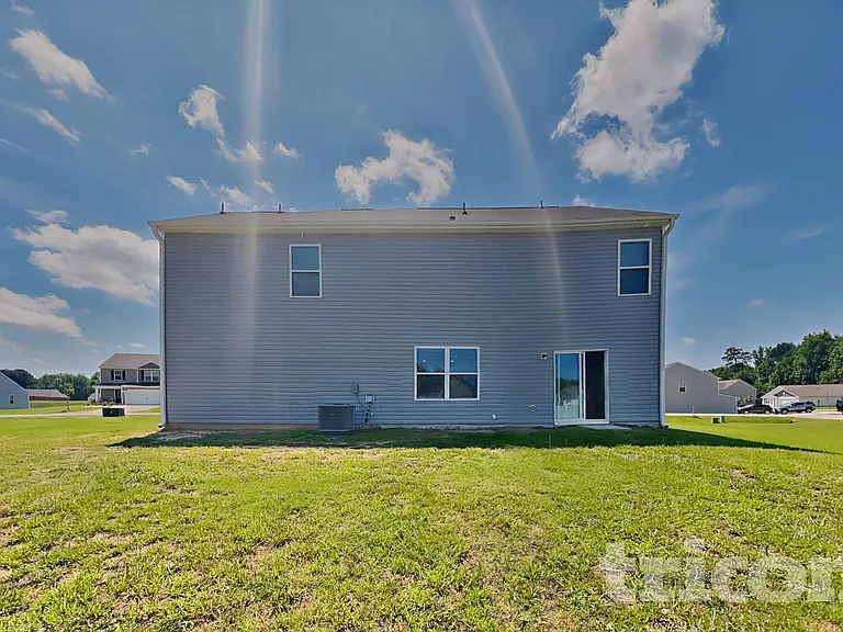 260 Chedworth Dr — Photo 20