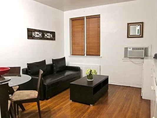 Rented by Manhattan Flats | media 3