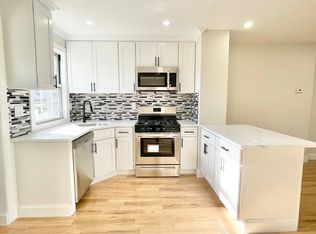 18434 S Conduit Ave, Springfield Gardens, NY 11413
