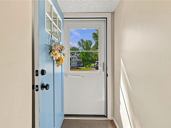 5th image of 1017 Cottonwood Ct