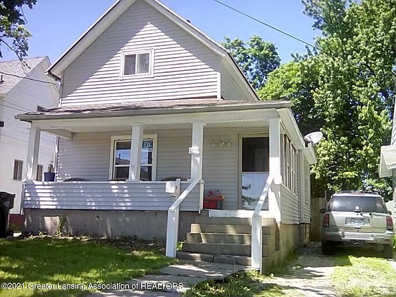 2nd image of 1323 E Saginaw St