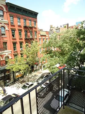 Rented by Village Living Realty | media 2