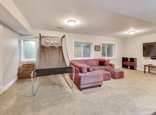 1030 Pleasant Ln #2, Glenview, IL 60025