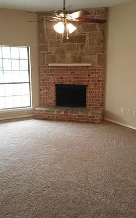 2nd image of 1203 Dorset Ct
