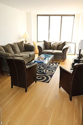 Rented by Newell and Assoc. | media 4