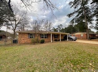 479 6th St, Hampton, AR 71744