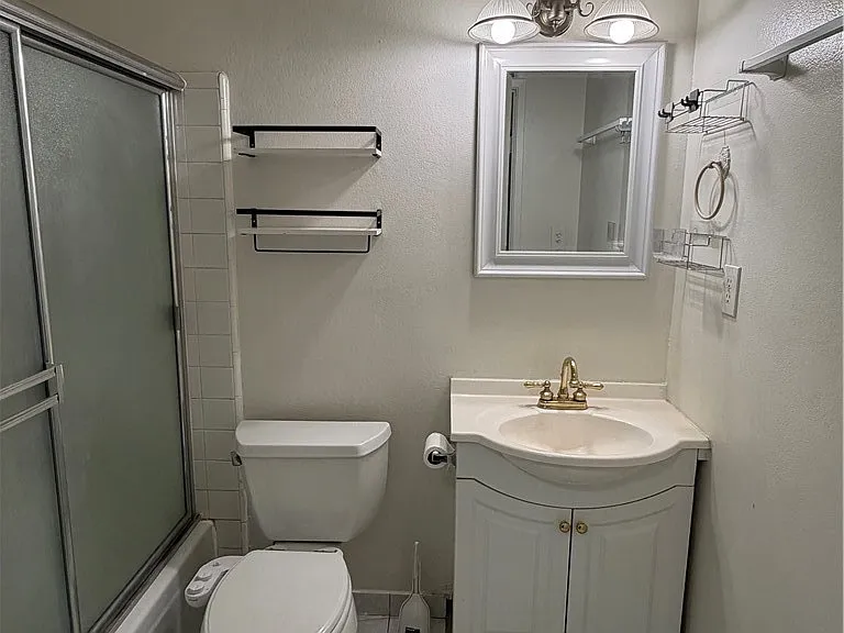 2358 Pepper St — Photo 11