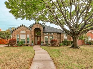 2104 Buckskin Cir, Carrollton, TX 75006