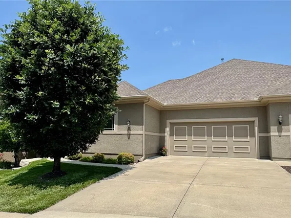 24584 W 110th St, Olathe, KS 66061
