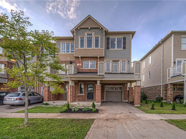 13 Outlook Ter, Kitchener, ON N2R 0K6