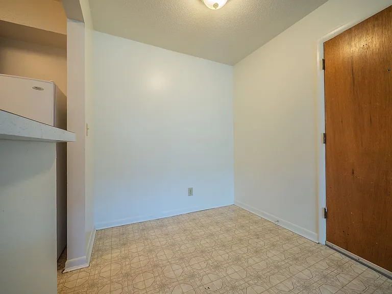 Campus View Apartments — Photo 45