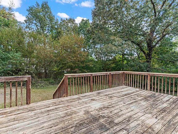 5th image of 6839 Briarwood Dr