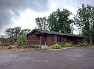 411 Valley View Trl, Houlton, WI 54082