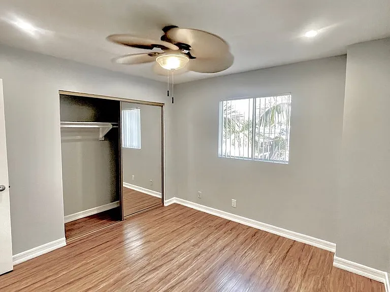 1029 Mira Mar Ave — Photo 12