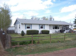 912 Cherry St, Cheyenne, WY 82007