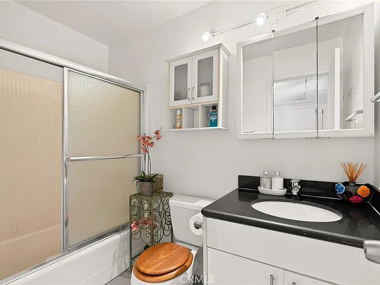 18350 Hatteras St #267 — Photo 15
