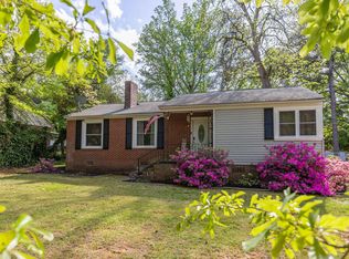 823 Sunset Dr, Greenwood, SC 29646