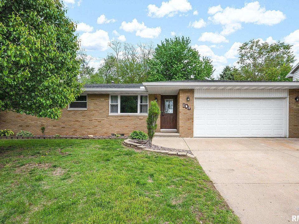 1st image of 306 Parkway Ln