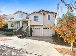 247 Mission Dr, Petaluma, CA 94952