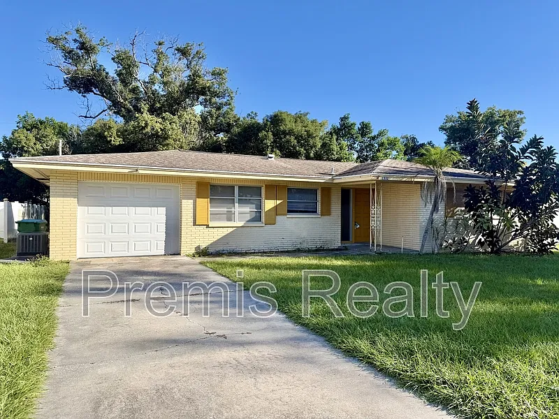 1532 Nursery Rd