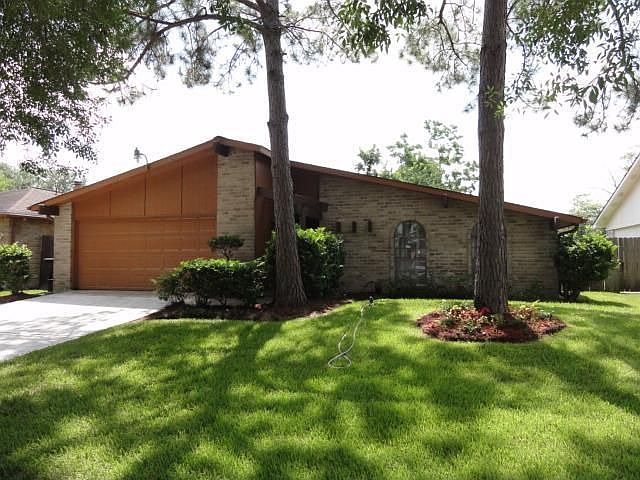 1st image of 15711 Ironside Creek Dr