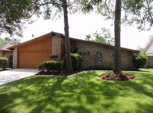 15711 Ironside Creek Dr, Houston, TX 77053