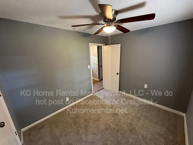 1648 Jefferson St — Photo 22