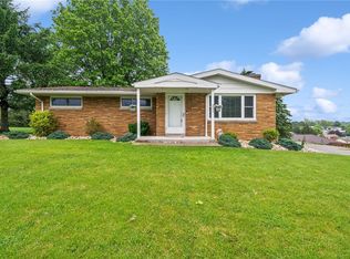 221 Thomas School Rd, Greensburg, PA 15601