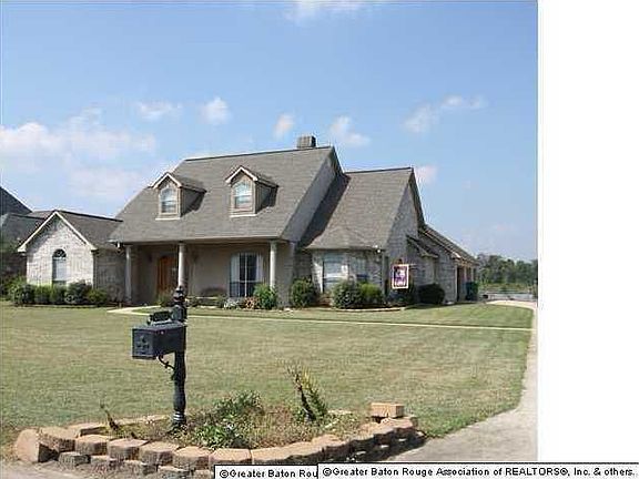 2nd image of 27811 Lakeshore Dr