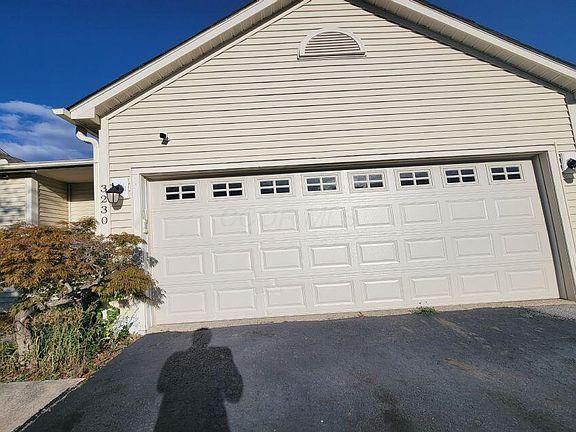3rd image of 3230 Saint Bernard Cir