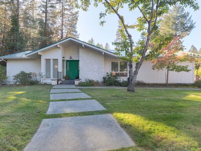442 Honeylynn Ln, Grants Pass, OR, 97527