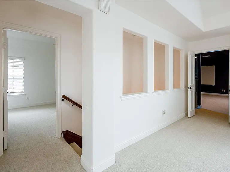 2408 Lady Of The Lake Blvd — Photo 15