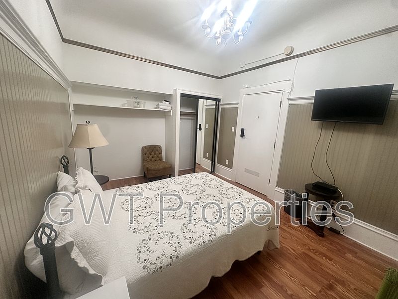 1st image of 412 Hayes St #701