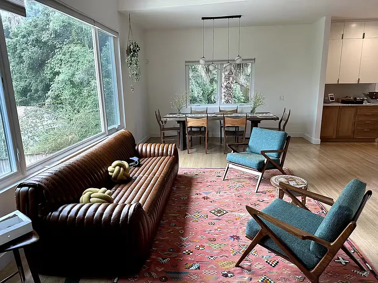 3795 Fredonia Dr — Photo 6