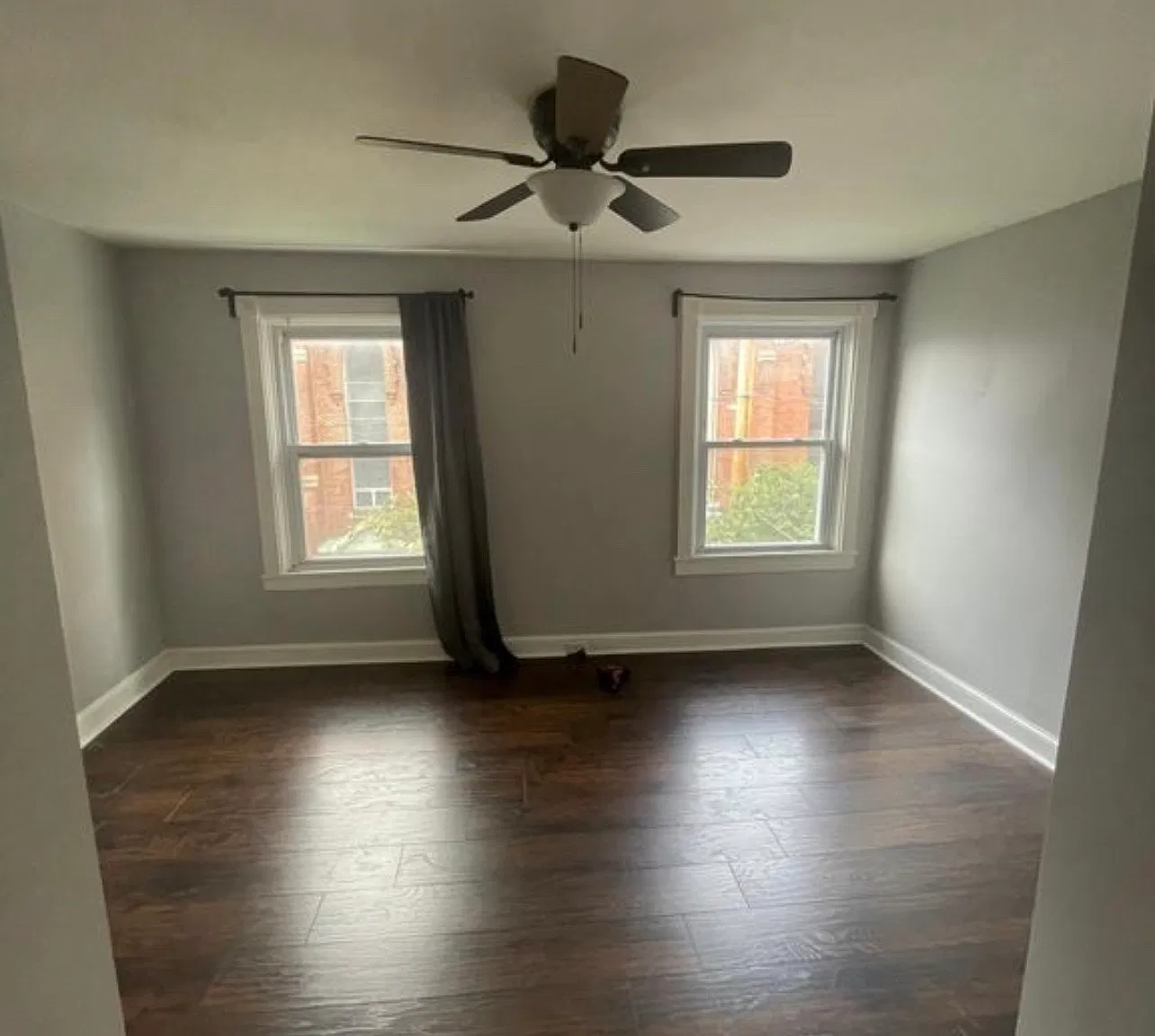 4 bed, 2.5 bath, 2100 sqft, $650 — Photo 1