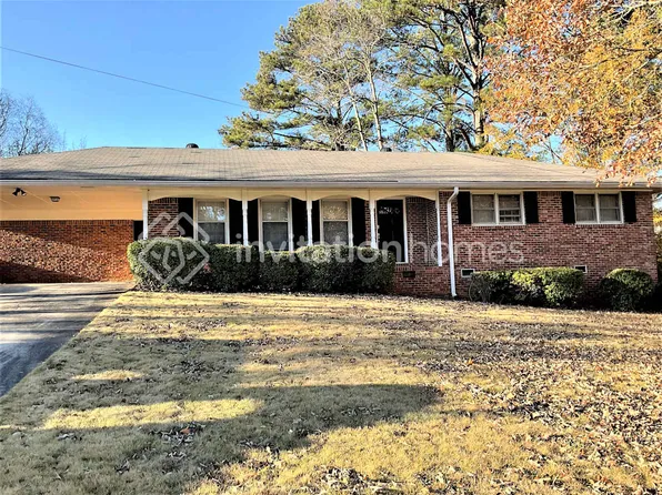 5437 Janice Ln, Stone Mountain, GA 30087