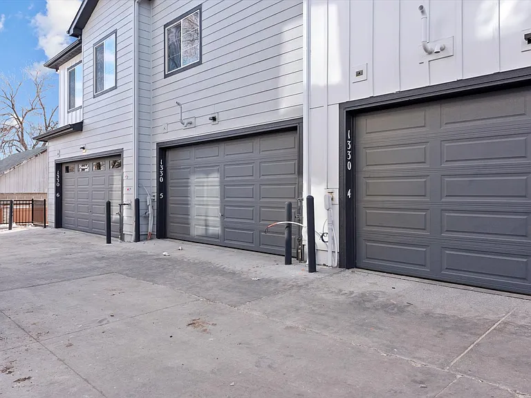 1330 Hoyt St #5 — Photo 26