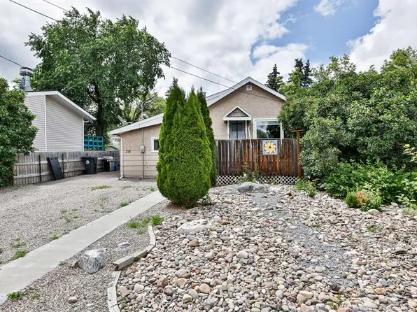 278 N 100th St E, Raymond, AB T0K 2S0
