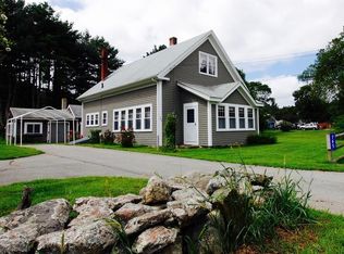 765 Snipatuit Rd, Rochester, MA 02770