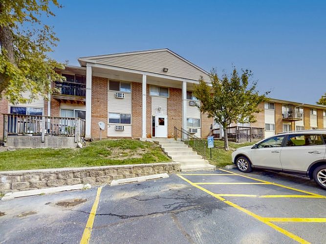 1st image of 680 Marilyn Ave #6-207