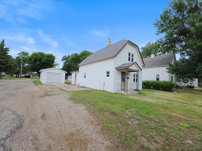 213 1st St NW, Ulen, MN, 56585