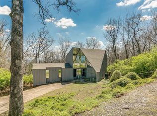 1713 E Clark St, Fayetteville, AR 72701